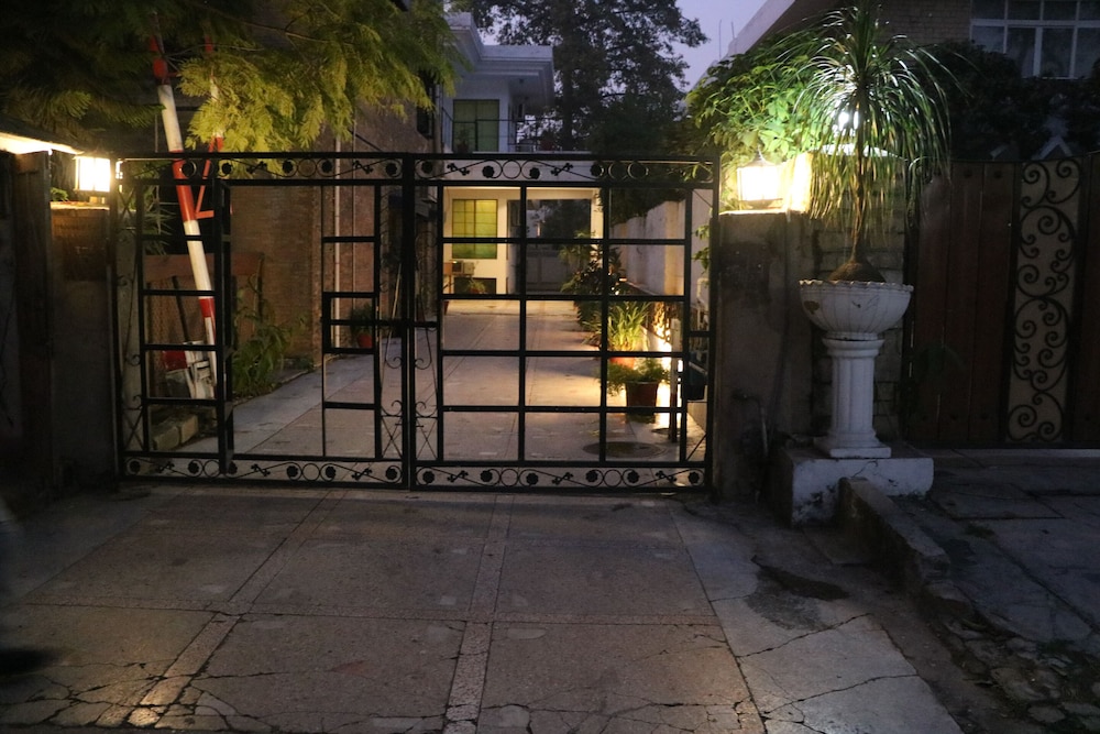 Riviera Guest House