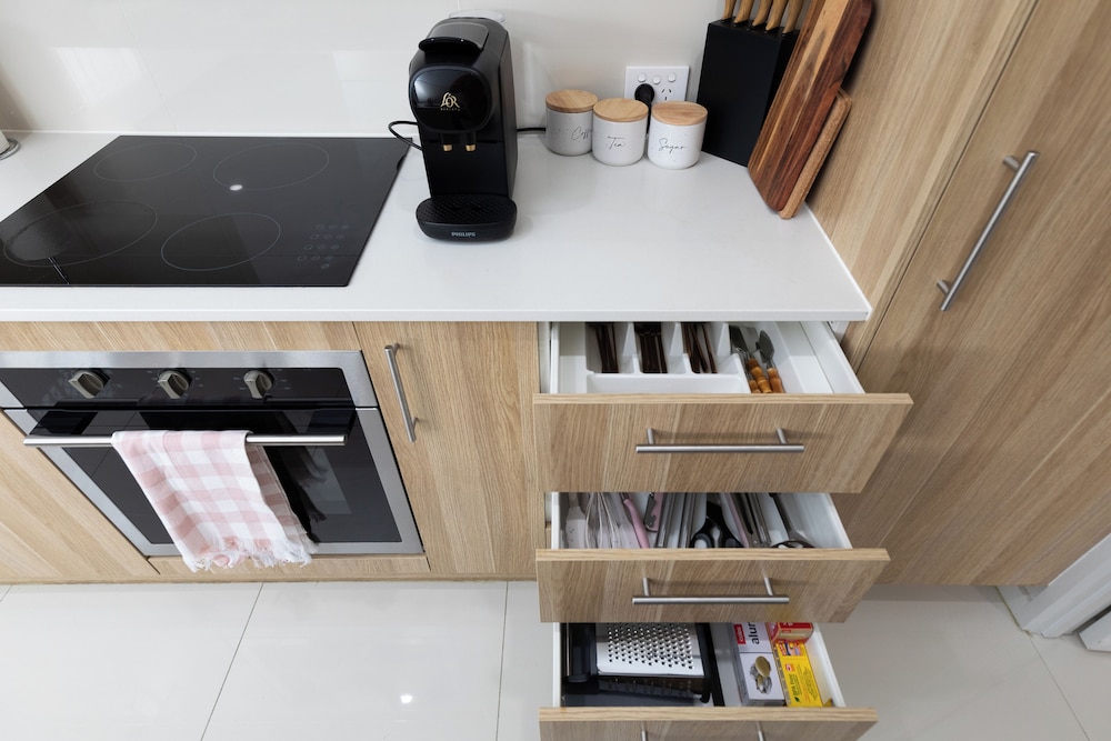 Smart Suites Self Check-in Apartments - 39 Freney