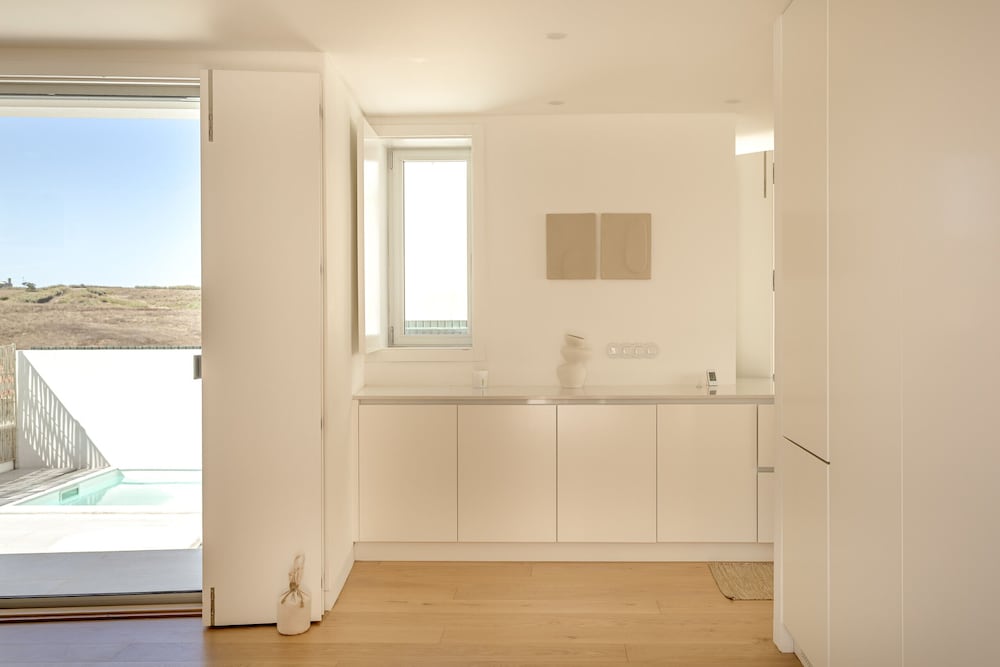 Ericeira Modern Bright With Pool by Homing