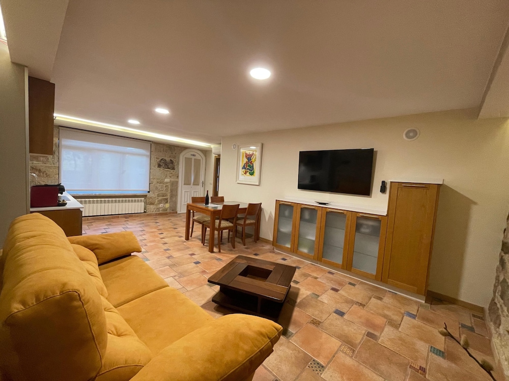 APARTAMENTOS RIO SIL