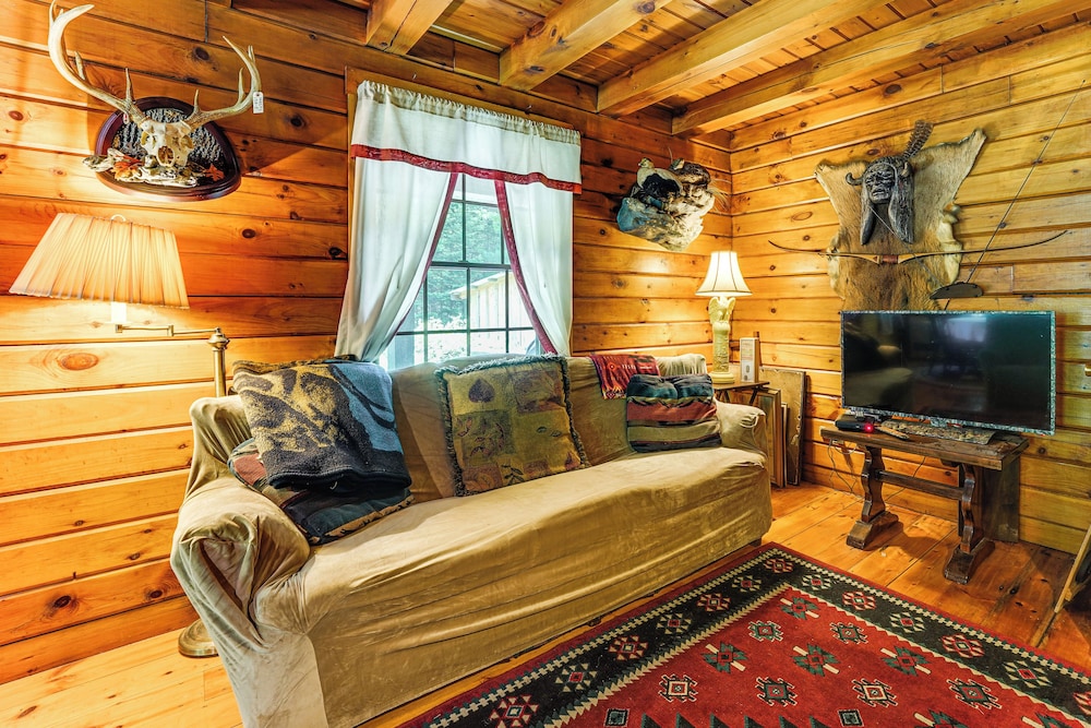 35 Mi to Acadia: Rustic Retreat in Orland!