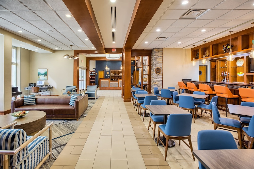 Asheville Vacations - Four Points By Sheraton Raleigh Durham Airport - Property Image 5