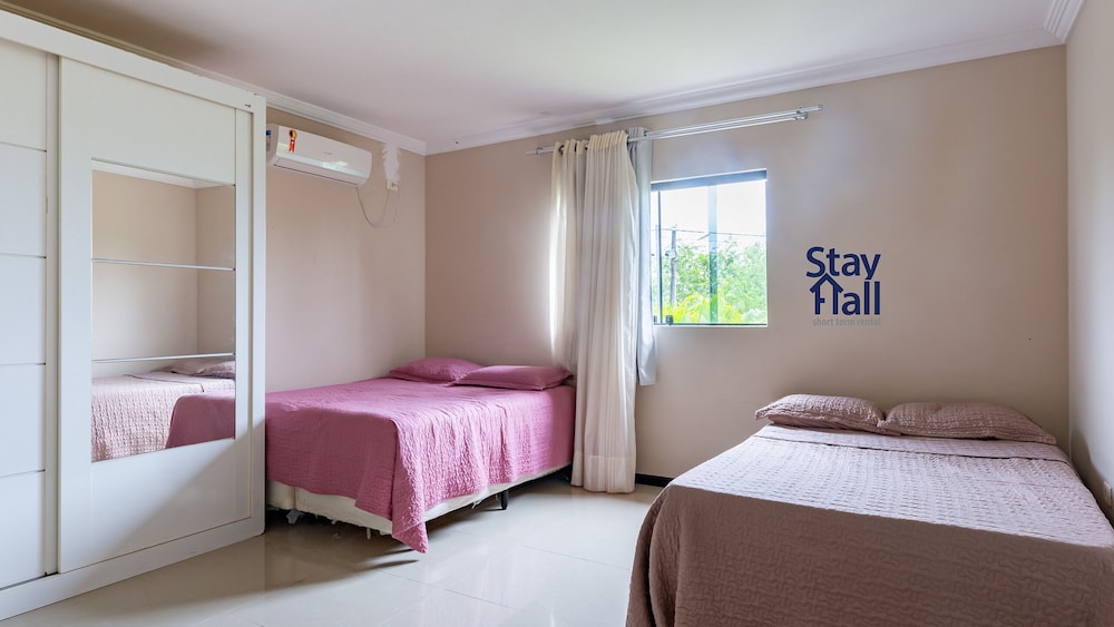 Casa em Porto-Piscina Privativa-SH068