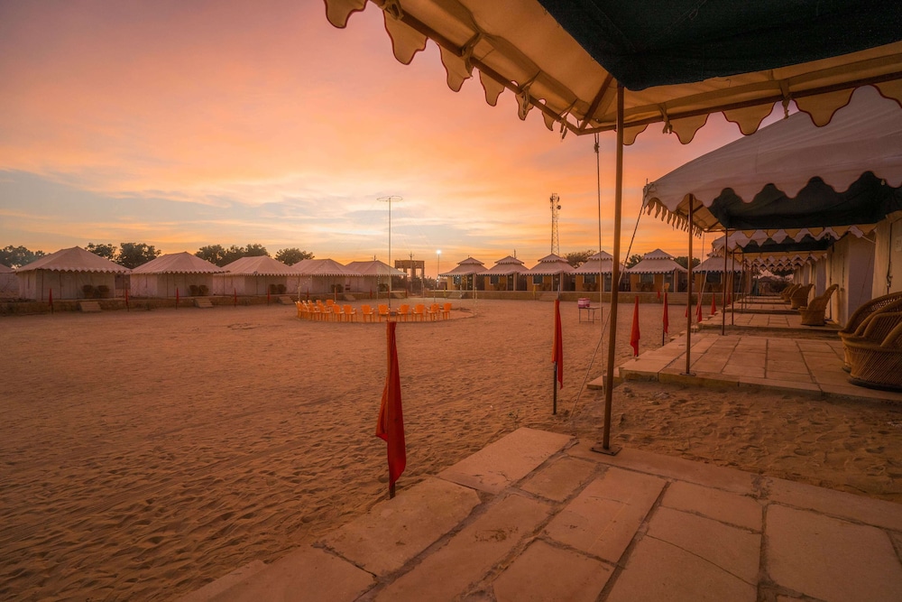 K K Resorts & Camp