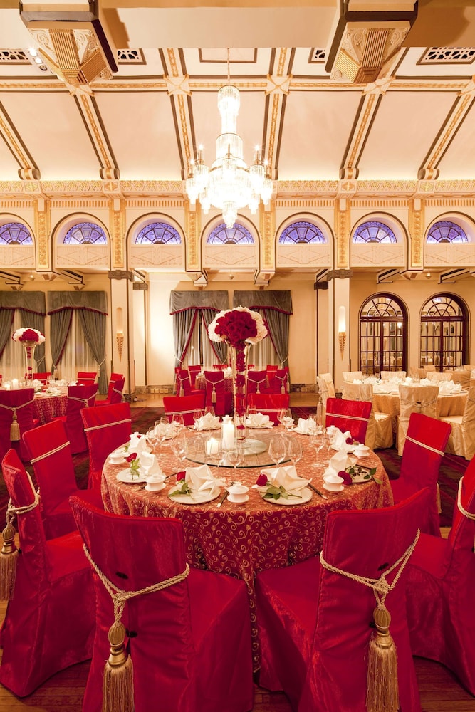 Fairmont Peace Hotel on the Bund 89