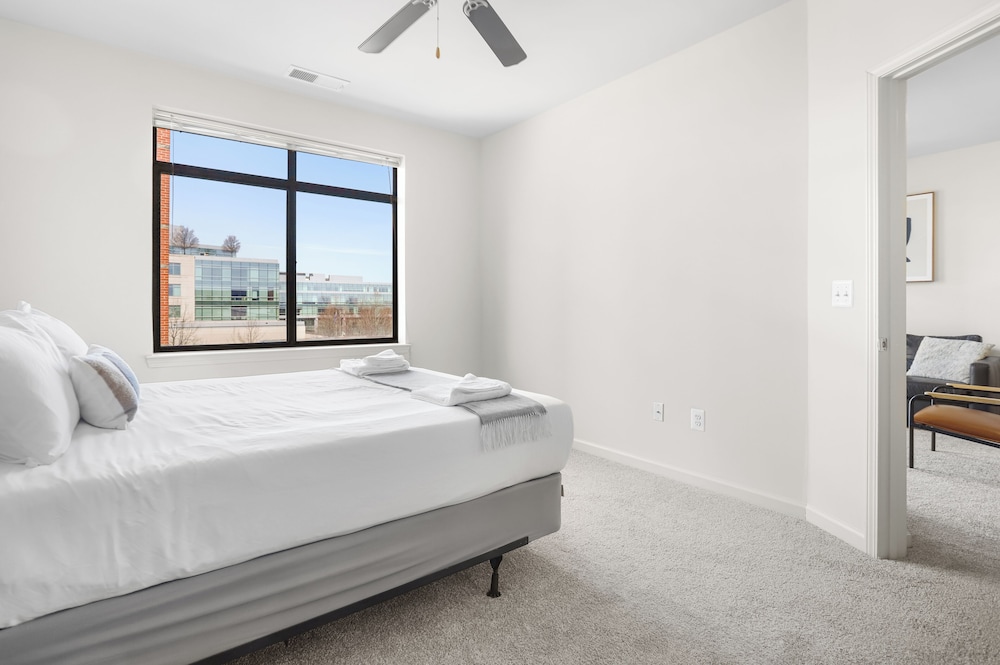 DC Charm in Crystal Apartments