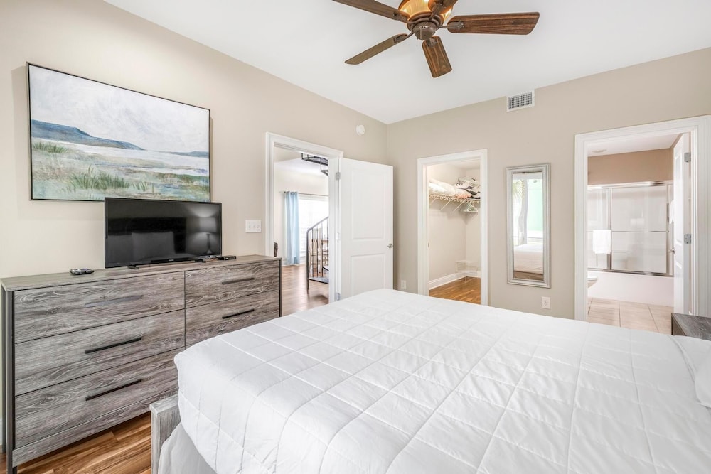Coral Retreat