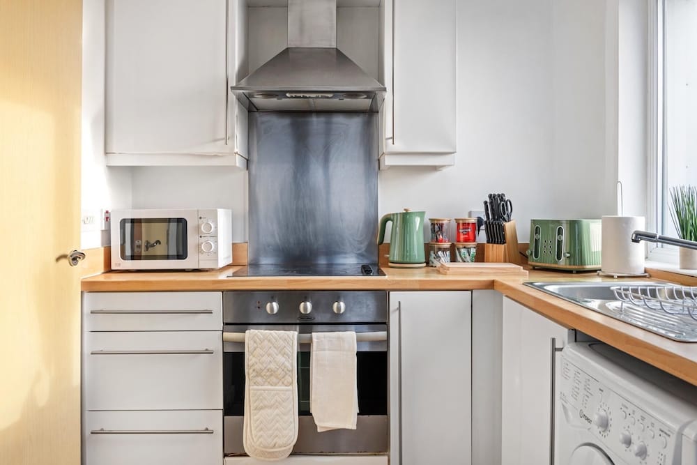 Apartmentsleeps4-parking-wifi-petfriendly-citystay