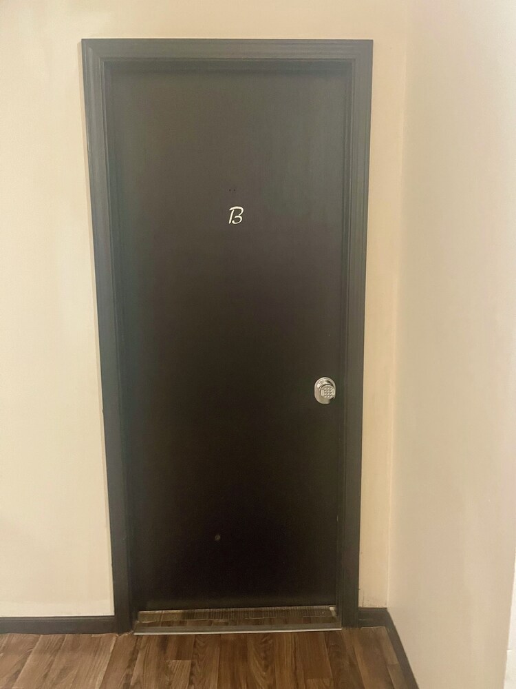 Cameron Suites