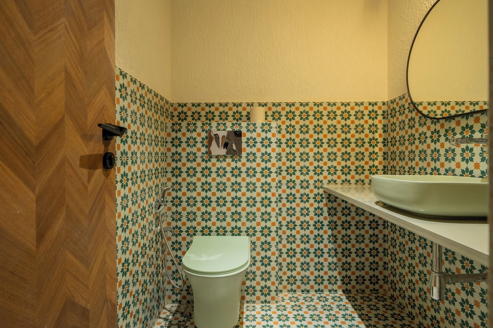 ELIVAAS Kamerios Regalia 2BHK Apartment
