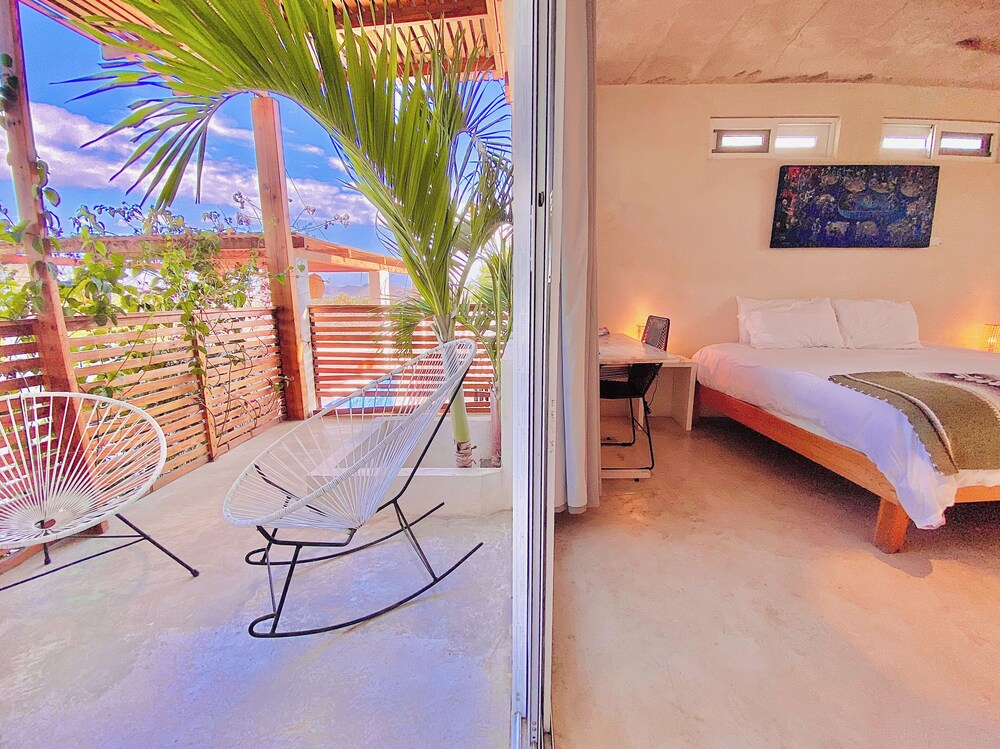 Perro Surfero Hotel Boutique - Todos Santos, BCS