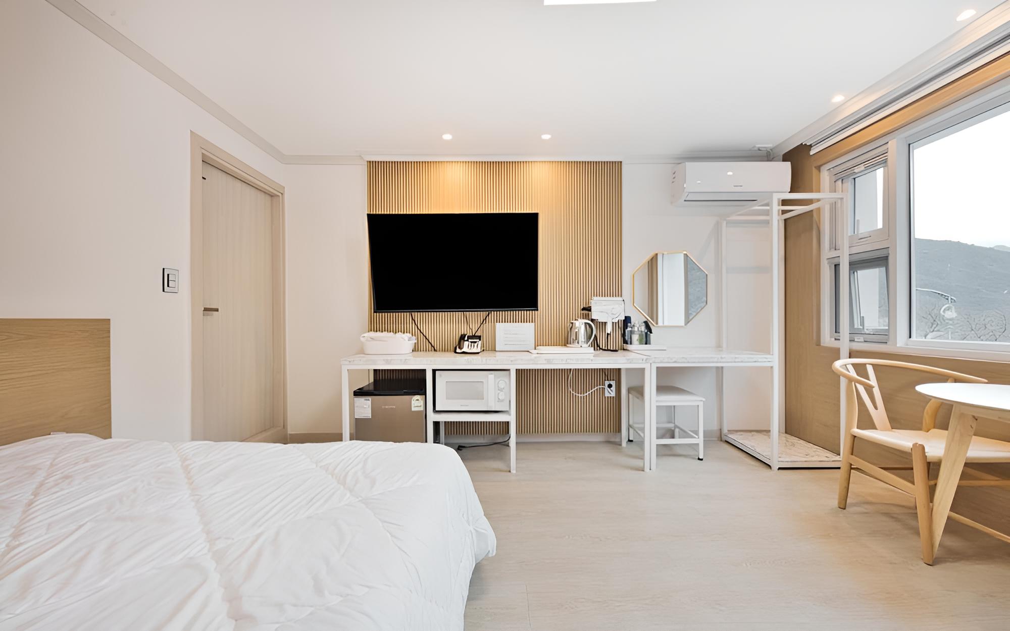 Danyang Meros Hotel
