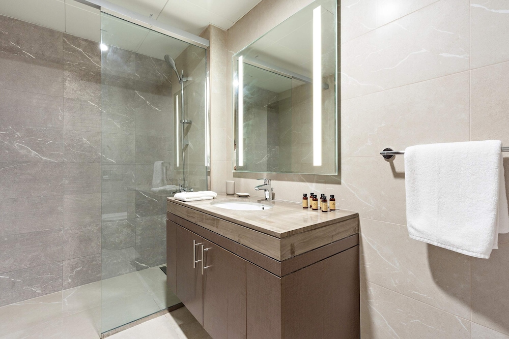 Abu Dhabi Vacations - Silkhaus Najmat C 2, Al Reem Abu Dhabi - Property Image 53