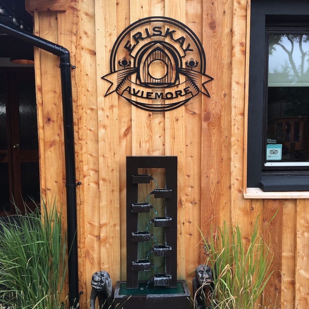 Eriskay Guest House and Aviemore Glamping
