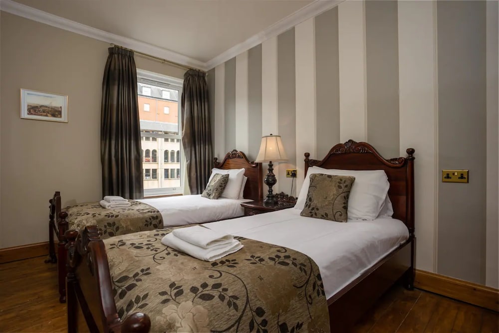 Blackfriars Residence - Beautiful Home