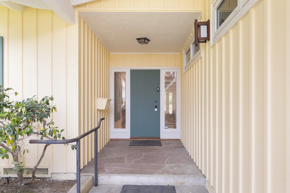 La Jolla Living by Avantstay A+ Location Private Backyard Lounge