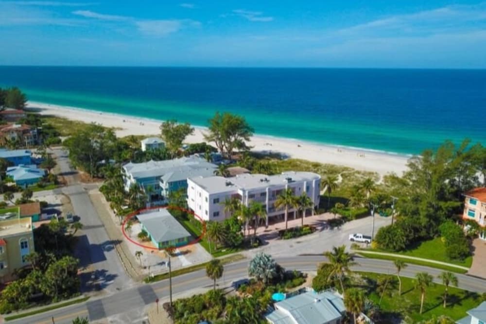 3706 Gulf Dr 2 Bedroom Home by RedAwning