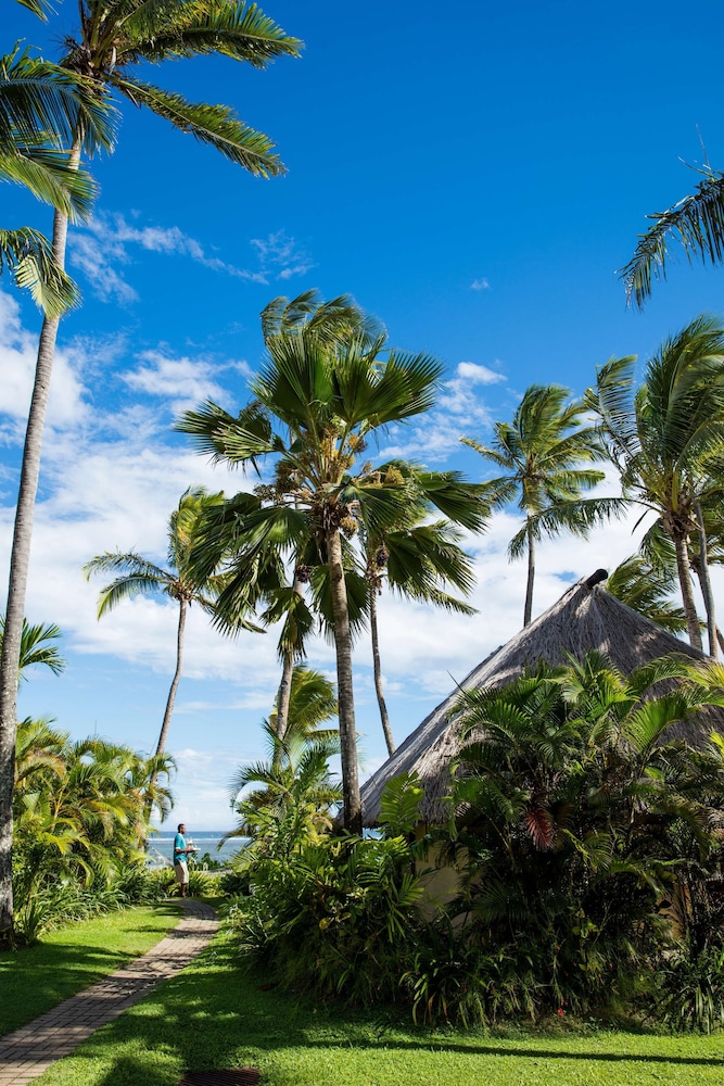 Outrigger Fiji Beach Resort 73