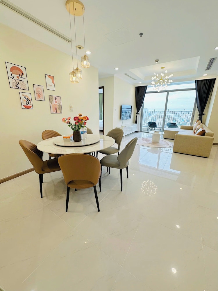 Landmark 5 Vinhomes Central Apartment