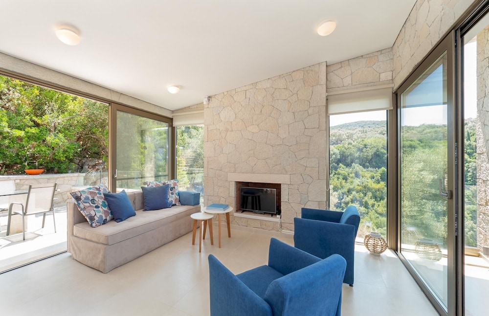 Spilia Bay House in Lefkada