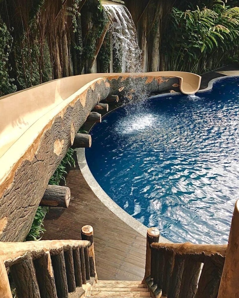 The Waterway Villa