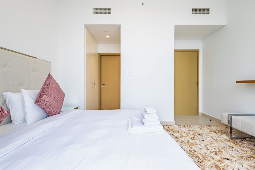 Superhost Elegant 3BR Burj Khalifa View
