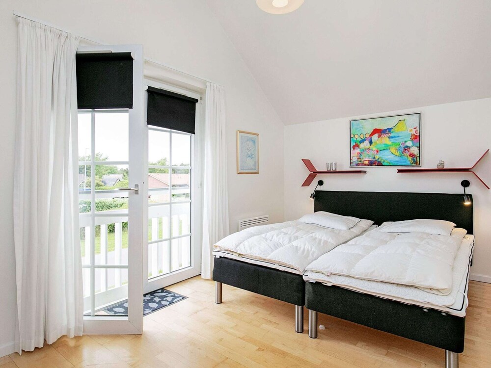 6 Person Holiday Home in Blavand view 4