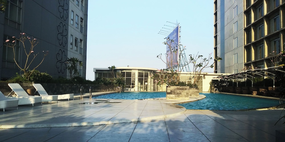 Homey And Compact 1Br At Tamansari Prospero Sidoarjo Apartment