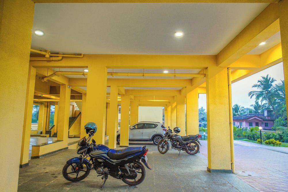 Alaya Stays Veera Marina 3 BHK Apartment