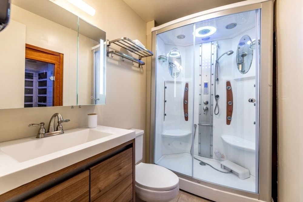 Jeffersonville Vacations - Telemark 5 4 Bedroom Condo by RedAwning - Property Image 12