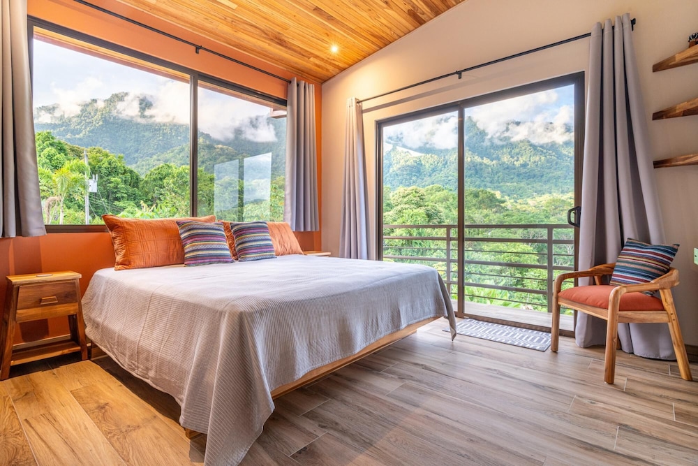 Unforgettable Stay - Book Brand New Villa Roca