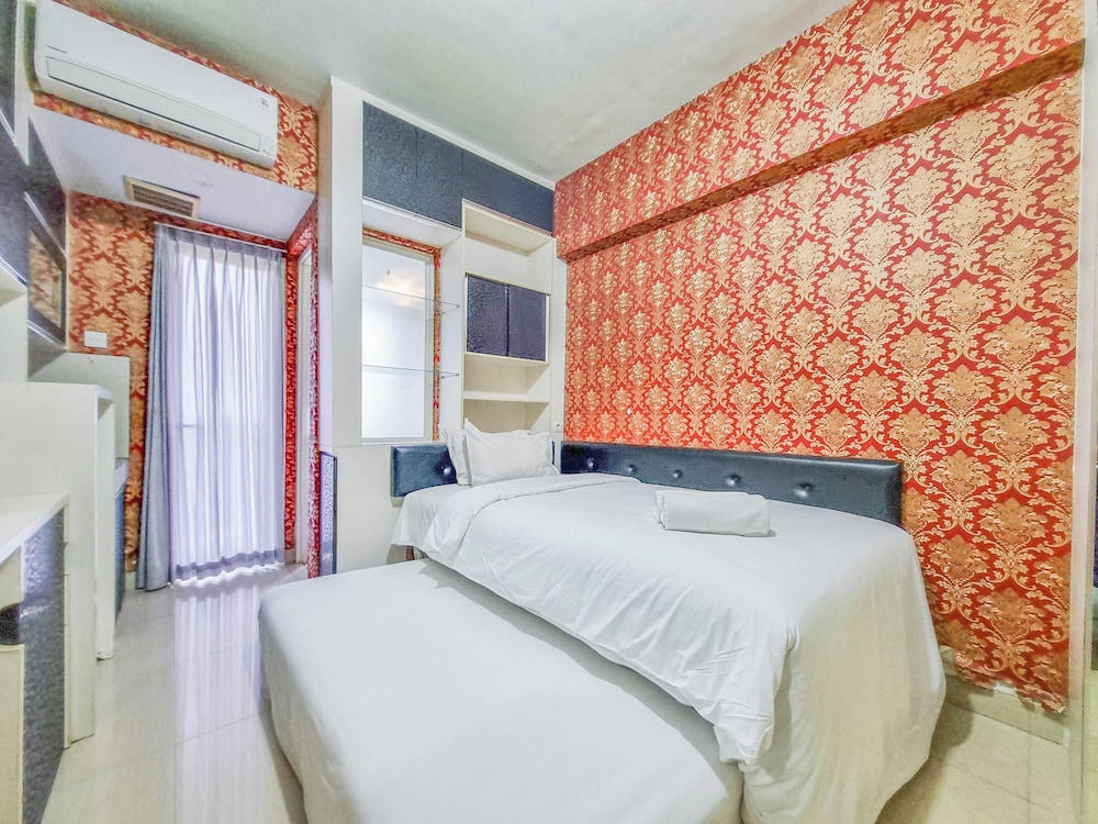 Enjoy Living Studio Student Castle Yogyakarta Apartment