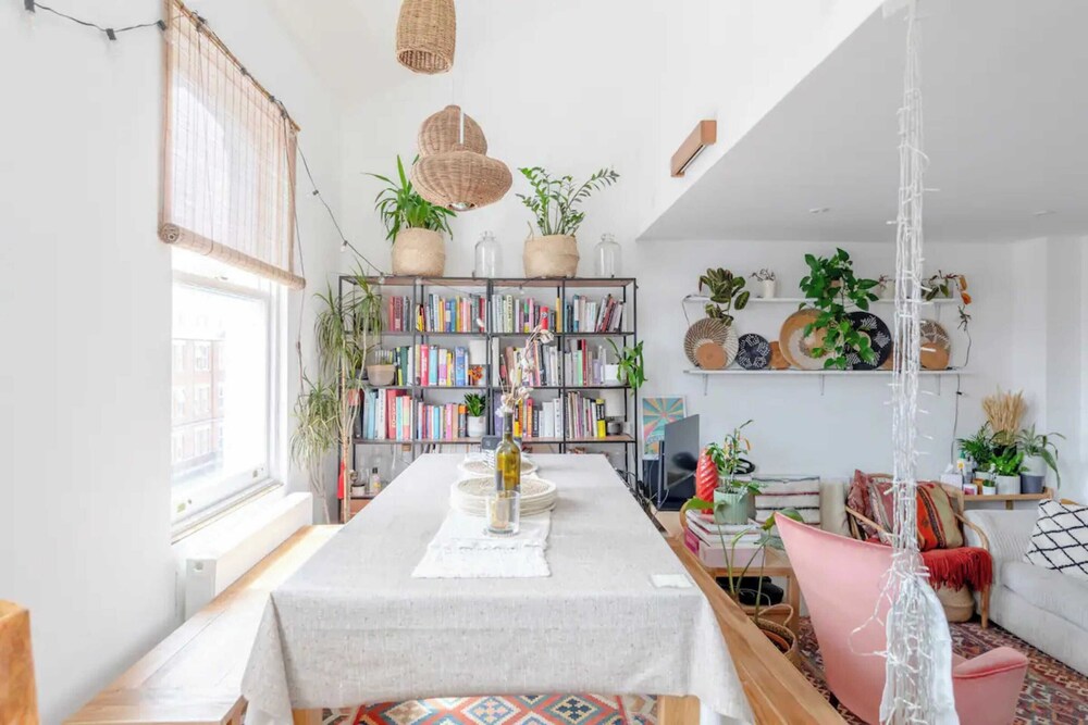 Bright & Beautiful 1BD Flat - Hackney Central