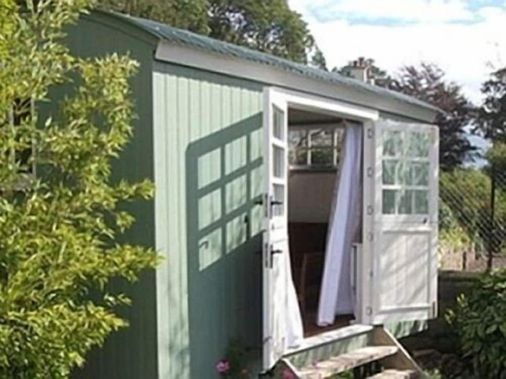 Posh Huts