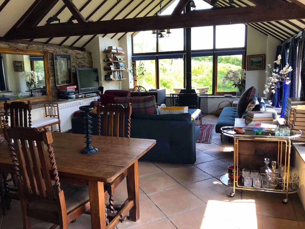 Llethrau Farm