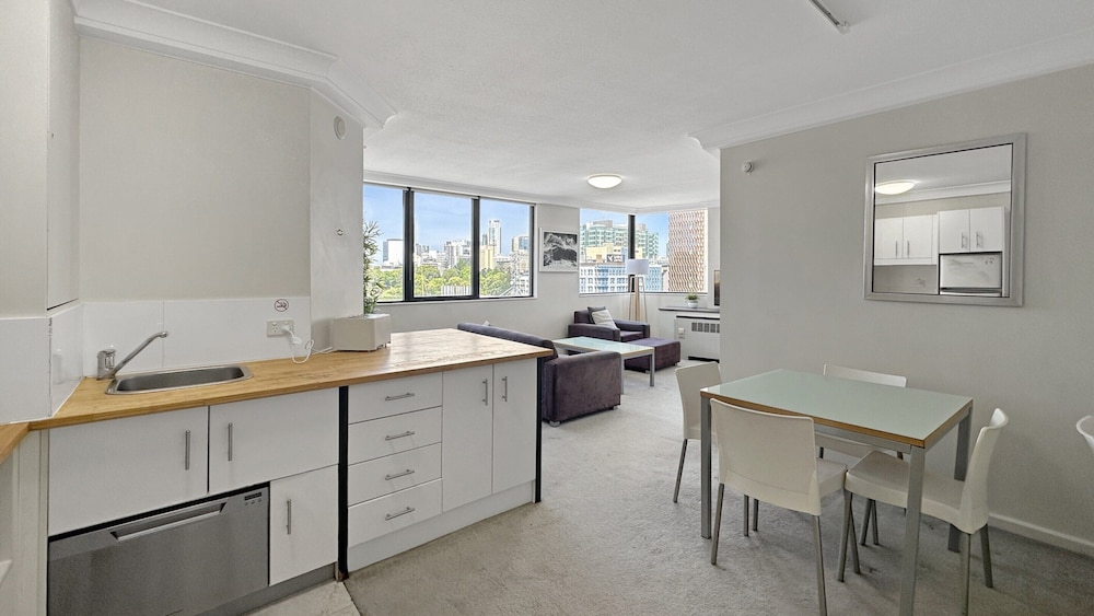 Self-contained Apartment With River Views