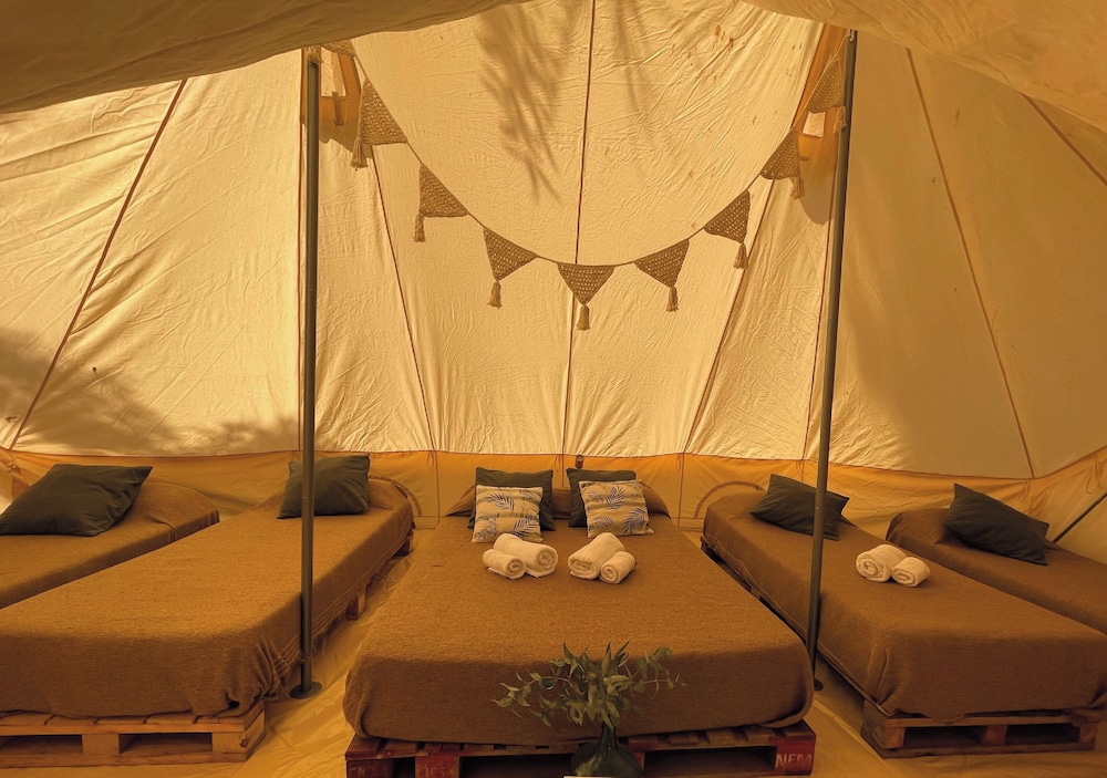 REFUGIO Natural Glamping