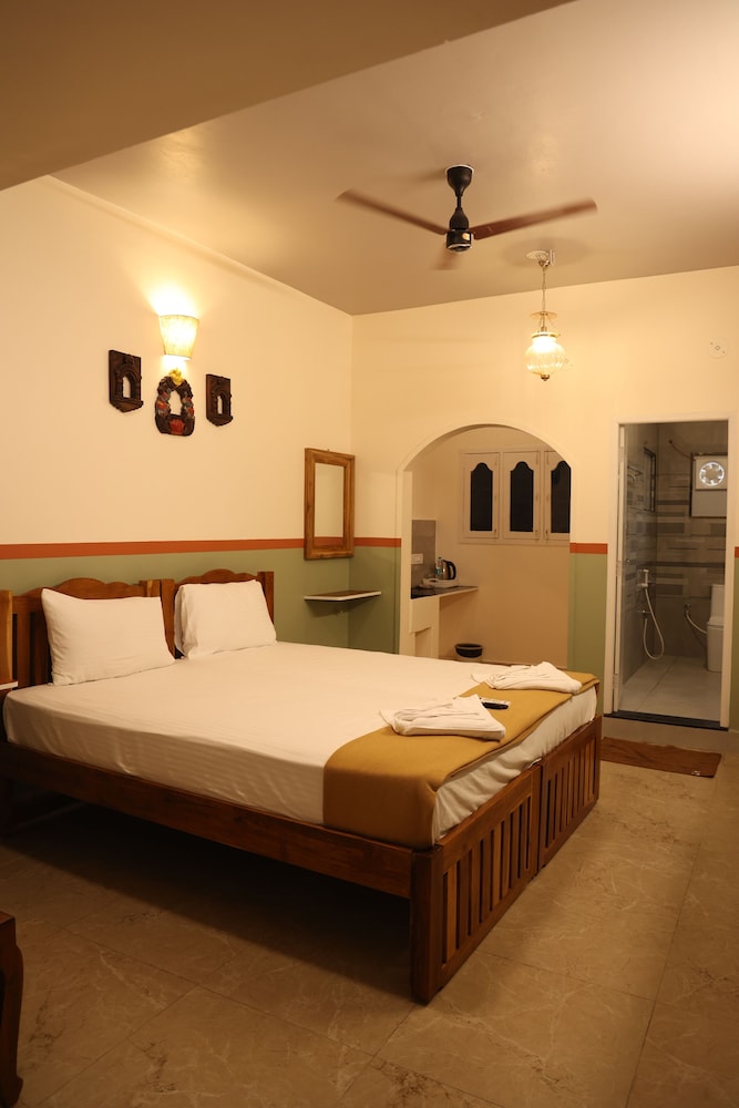 Dwaraka Guest House