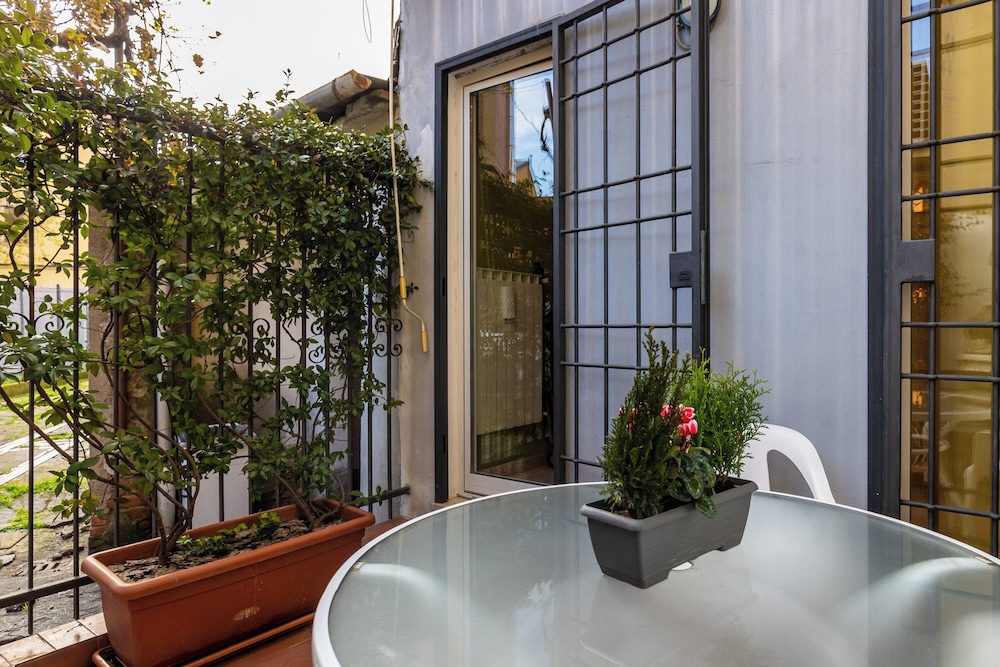 Massarenti 31 Modern Duplex view 4