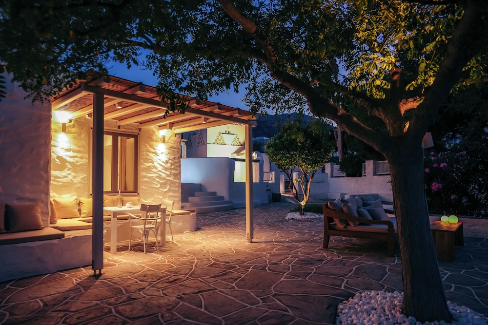 Rabagas Suites