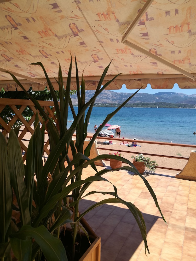 Alekos Beach Houses-Jerasimo