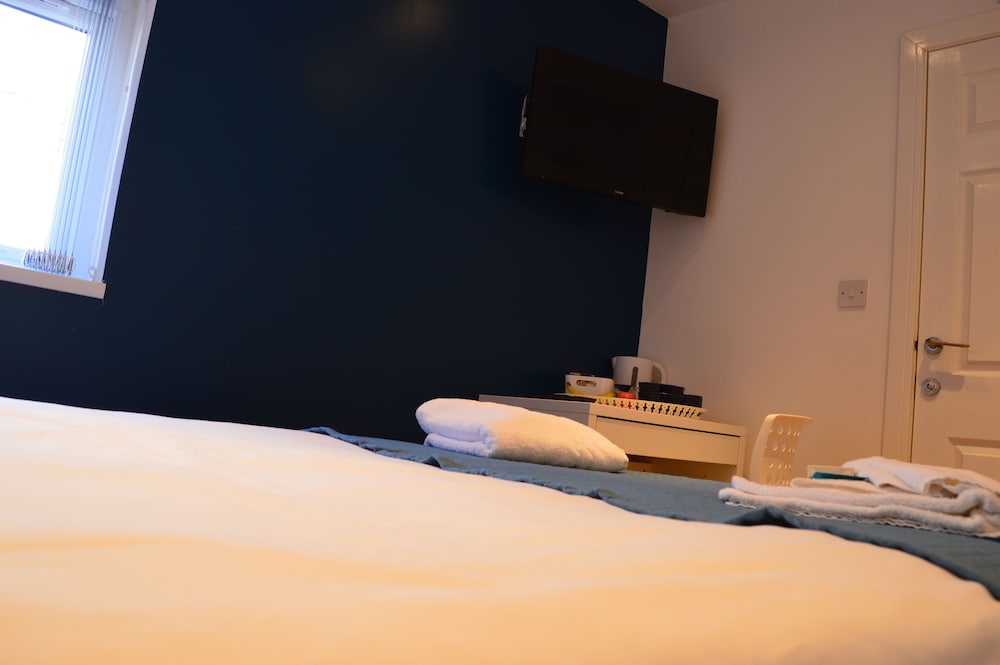 Leicester Vacations - The Bell Gate House - Property Image 9