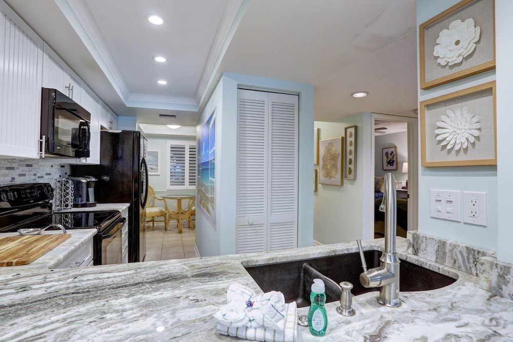 Land's End 5-203 Gulf-bay Front - Premier