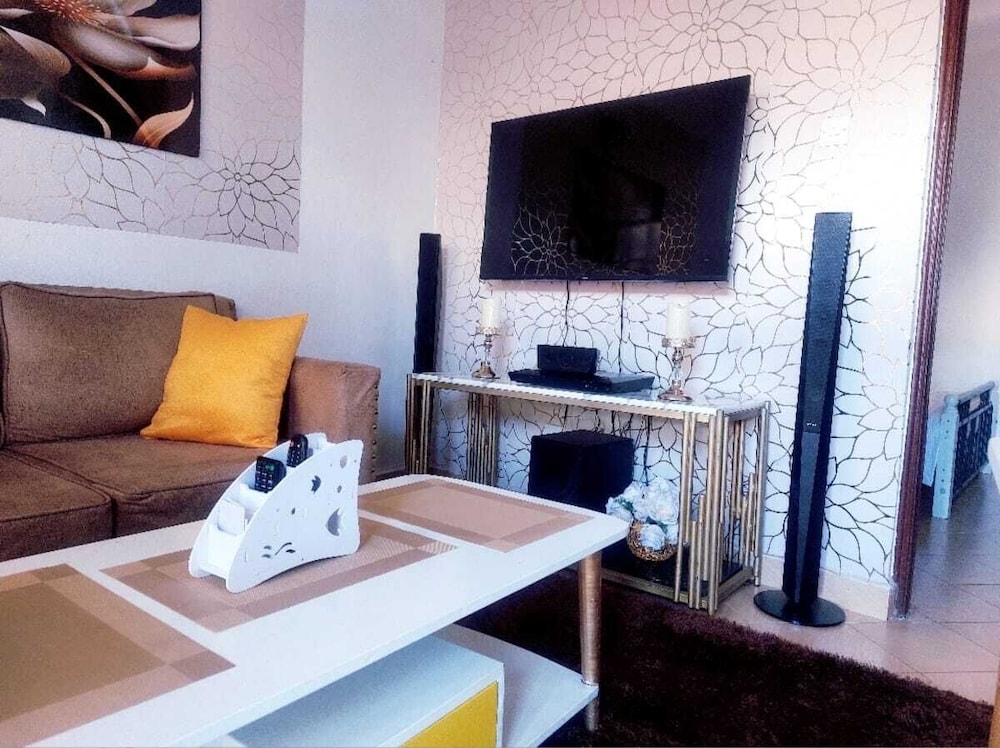 Lux Suites Pipeline Apartments Milimani