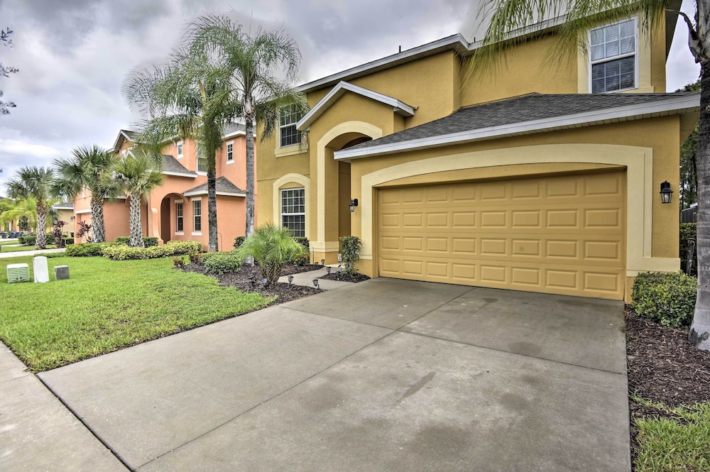 13 Mi to Parks: Davenport Home w/ Pool & Game Room view 3