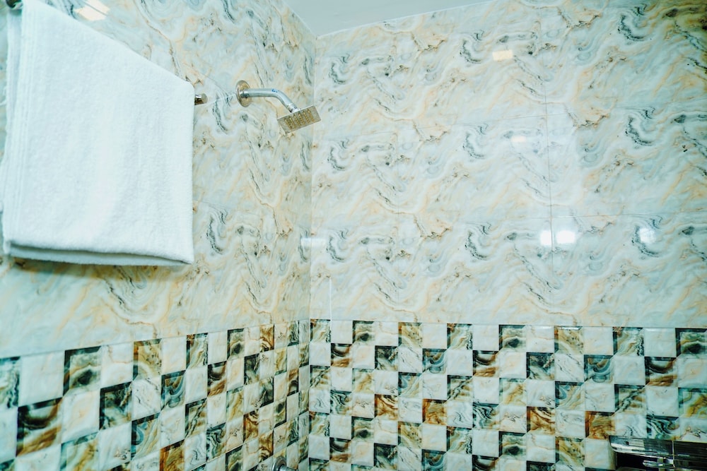 Hotel Arthcontinental By Admire Stays
