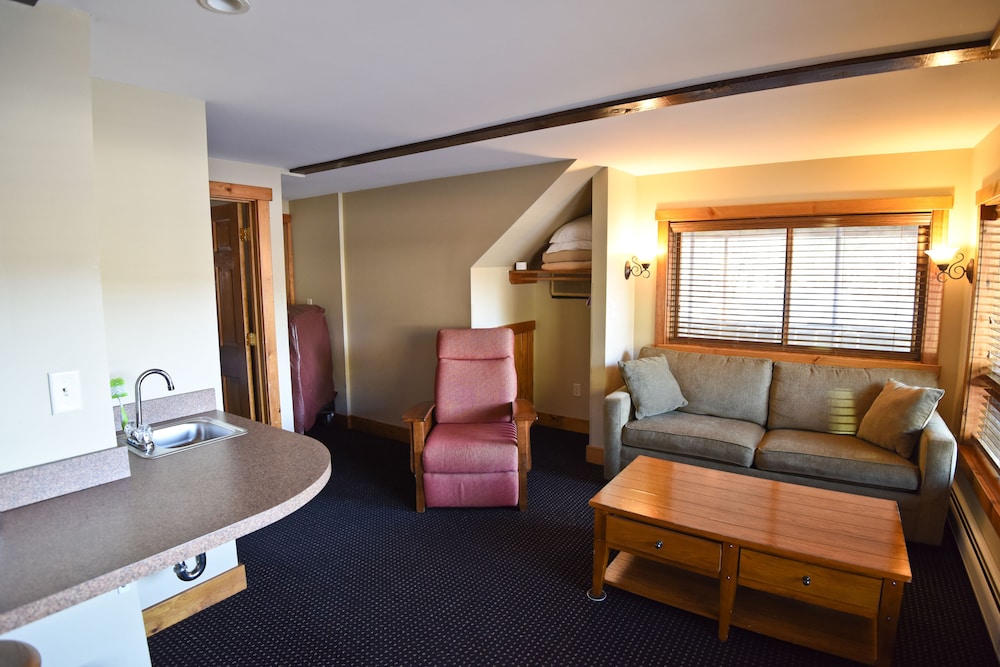 Timber Inn Motel
