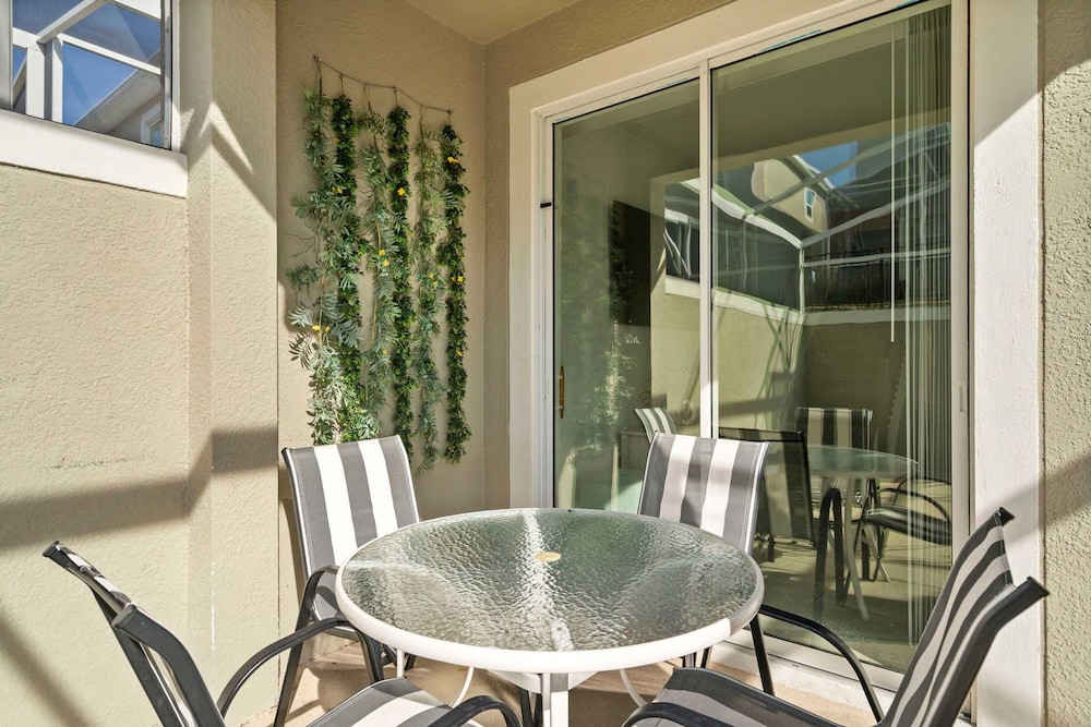 Spacious 5BR Home With Pool Near Top Attractions