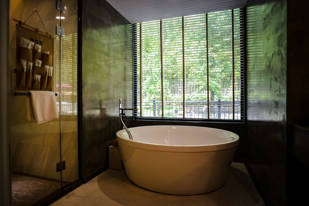 Moganshan Yinhuawu Resort