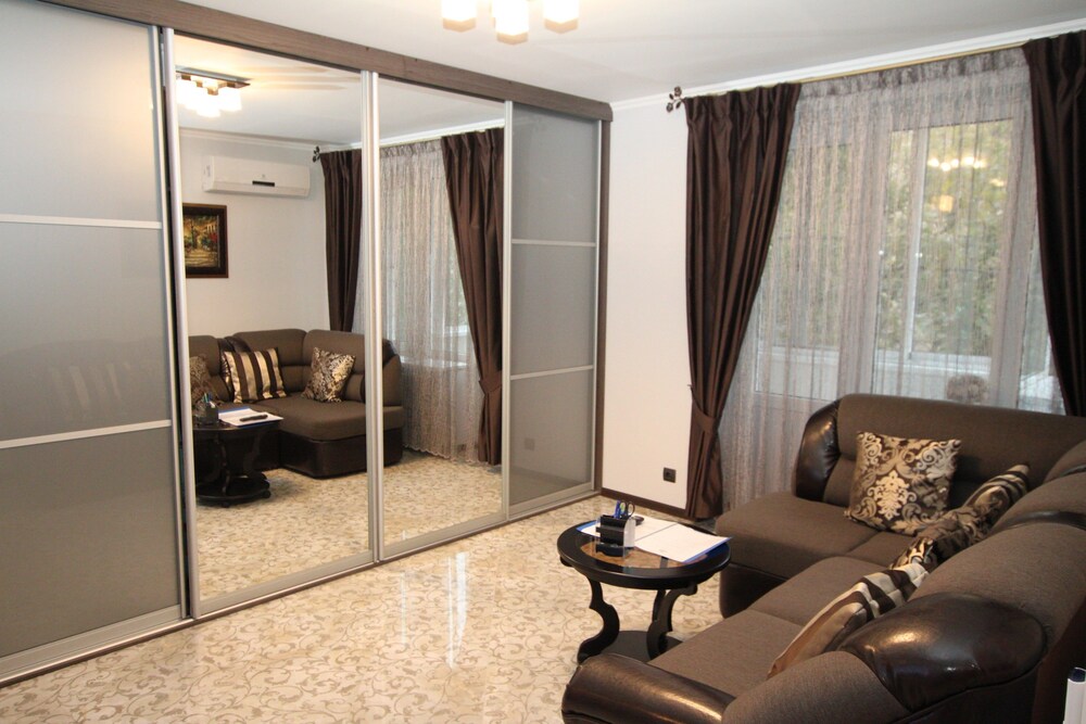 TVST Apartments Bolshoy Kondratievskiy 6